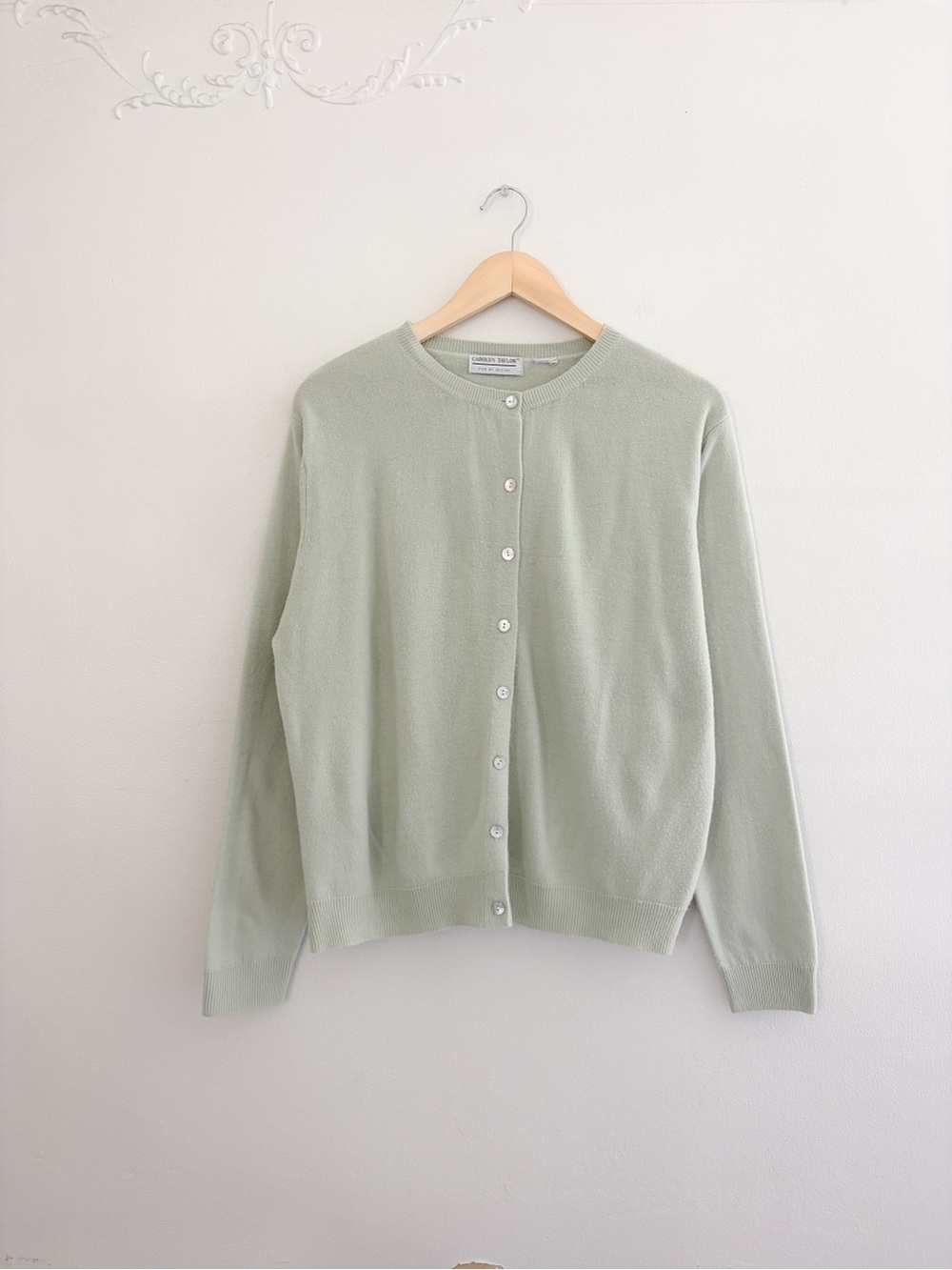 Vintage Carolyn Taylor Cardigan - Picture 4 of 4